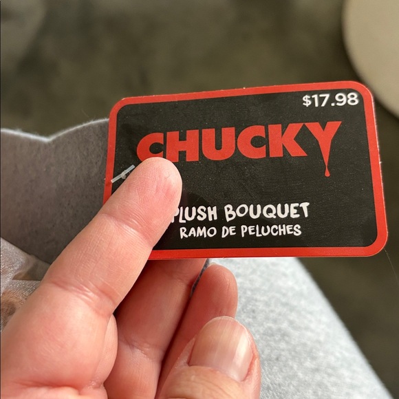 Chucky bride of chucky bouquet - Picture 3 of 4